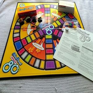 Trivial Pursuit Totally 80s Board Game